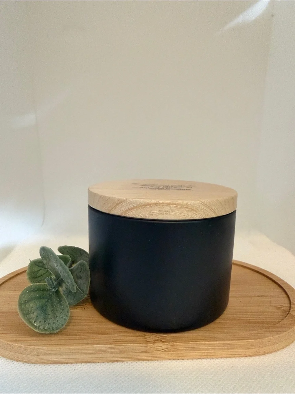 Tobacco Caramel Soy Candle in Natural Wood